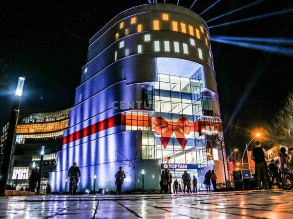 Tirane, shes ambjent biznesi , 121 m² 1.300.000 € (Sheshi Skënderbej (Qendër))