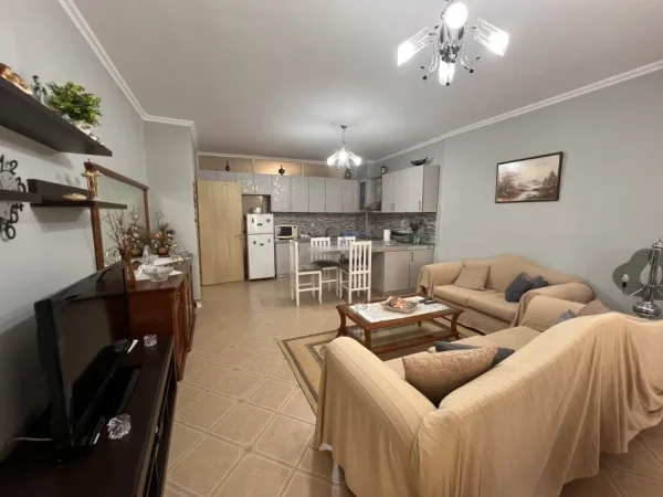 Tirane, shes apartament 2+1+Aneks+Ballkon Kati 2, 104 m² 132.000 € 