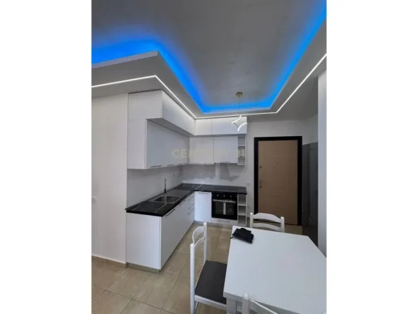 Durres, jepet me qera apartament 1+1+Ballkon Kati 1, 70 m² 350 € (plepa)