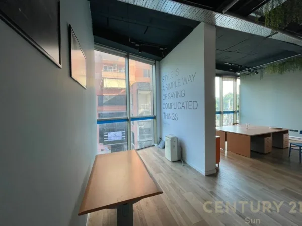 Tirane, shitet zyre Kati 3, 52 m² 312.000 € (MYSLYM SHYRI)