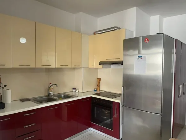 Tirane, jepet me qera apartament 1+1+Ballkon Kati 3, 60 m² 380 € (ASTIR)