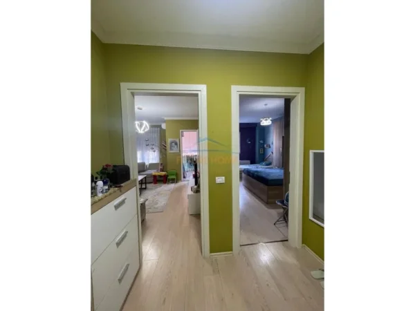 Tirane, shitet apartament 1+1 Kati 2, 74 m² 16.000.000 € 