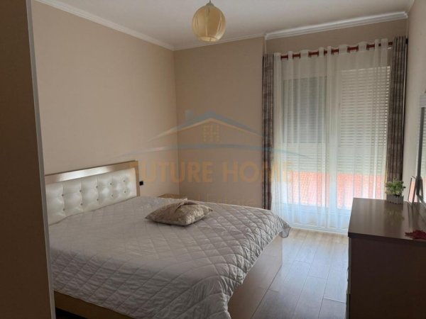 Durres, shitet apartament 2+1 Kati 5, 92 m² 170.000 € (prane Gjyktes)