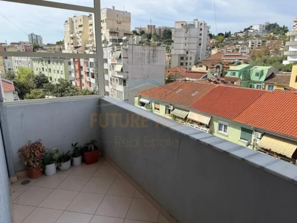 Durres, shitet apartament 2+1 Kati 5, 92 m² 185.000 € (prane Gjyktes)