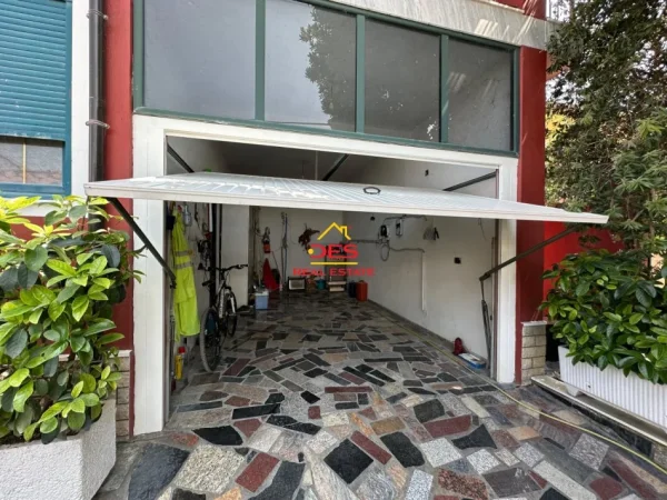 Fier, shitet shtepi Kati 0, 283 m² 180.000 € (Lagjia Sheq i Vogël)