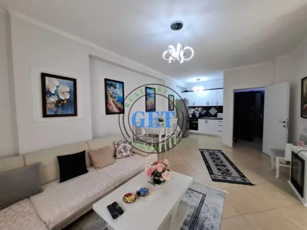 Durres, shitet apartament 1+1 Kati 3, 86 m² 95.000 € (Ish URT)
