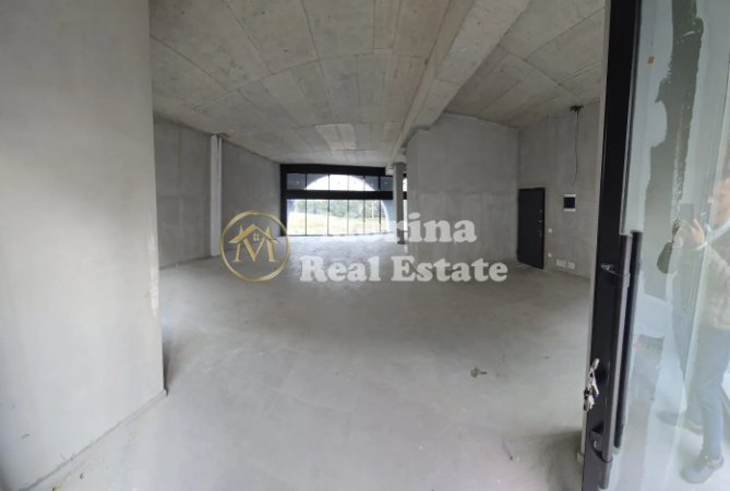 Tirane, jepet me qera ambjent biznesi Kati 0, 127 m² 1.270 € (Astir)