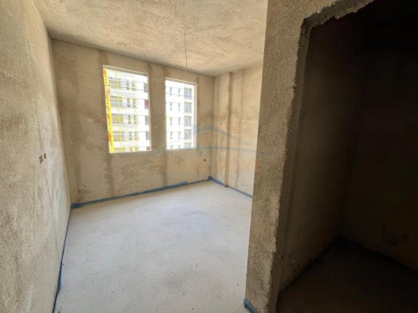 Tirane, shitet apartament 2+1 Kati 4, 97 m² 92.000 € (Univers City)