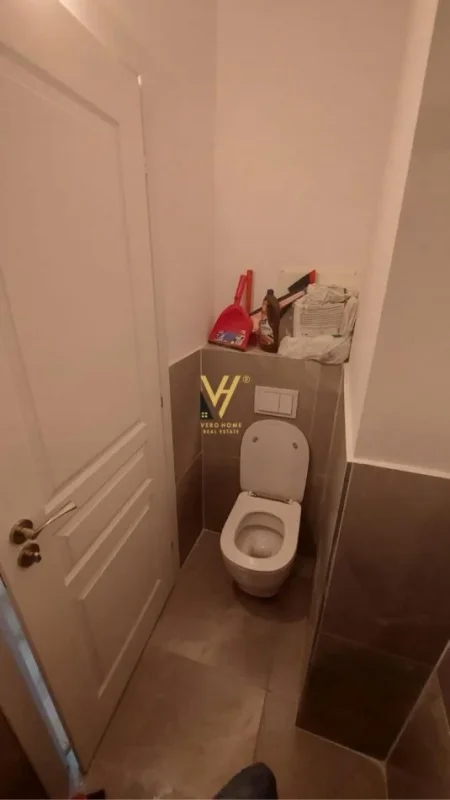 Tirane, shitet zyre Kati 2, 42 m² 105.000 € (RRUGA KONGRESIT MANASTIRI)