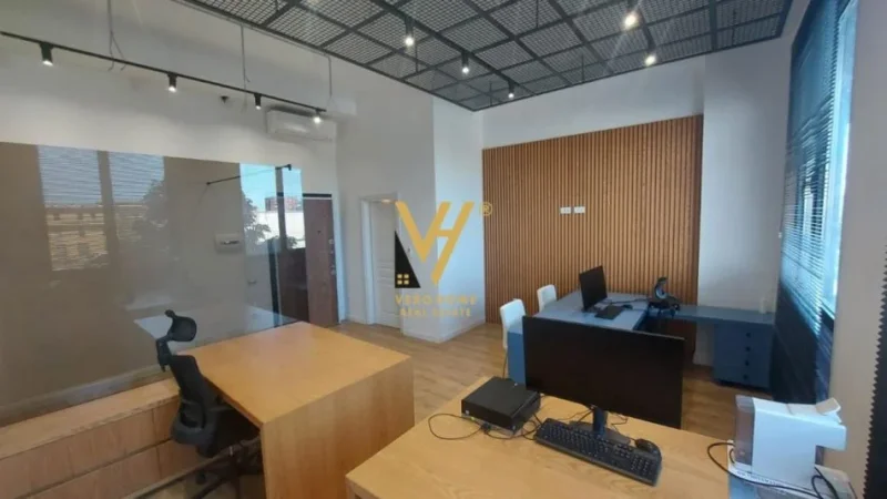 Tirane, shitet zyre Kati 2, 42 m² 105.000 € (RRUGA KONGRESIT MANASTIRI)