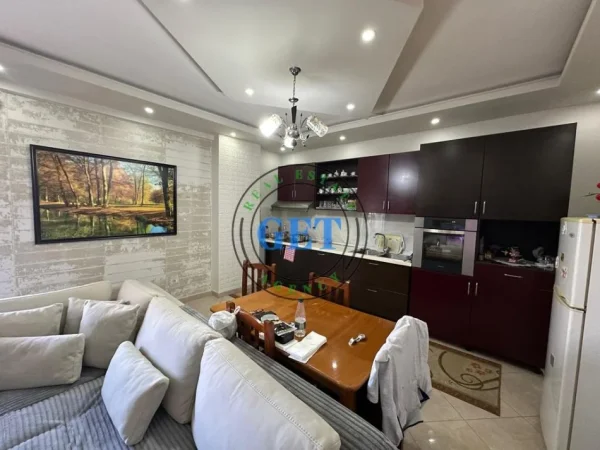 Durres, shitet apartament 2+1 Kati 4, 116 m² 116.000 € (Ish URT)