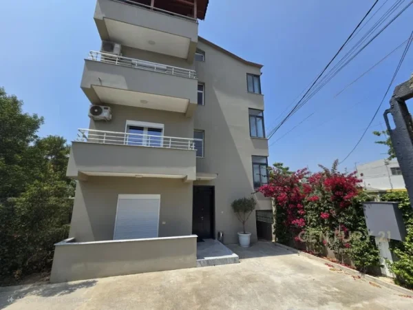 Tirane, jepet me qera Vile 3 Katshe Kati 4, 90 m² 1.600 € 