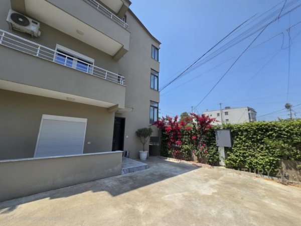Tirane, jepet me qera Vile 3 Katshe Kati 4, 90 m² 1.600 € 