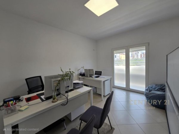 Tirane, jepet me qera Vile 3 Katshe Kati 4, 90 m² 1.600 € 