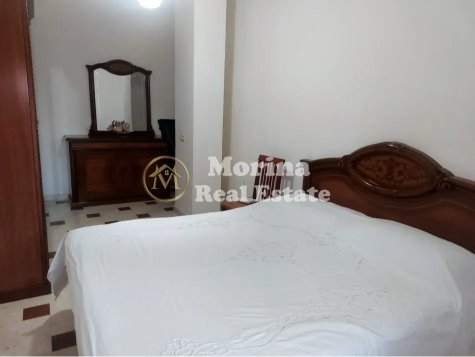 Tirane, jepet me qera apartament 3+1 Kati 1, 100 m² 700 € (Pazari i Ri)