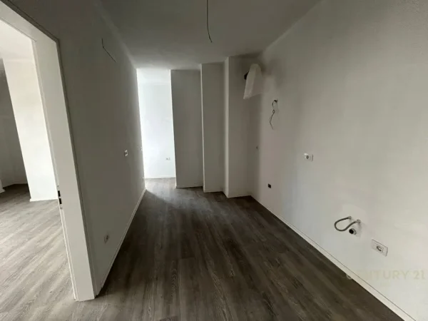 Tirane, shitet garsonier Kati 3, 56 m² 105.000 € (Qemal Stafa)