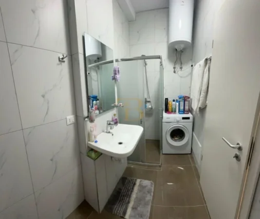 Tirane, shitet apartament 1+1 Kati 5, 60 m² 135.000 € 