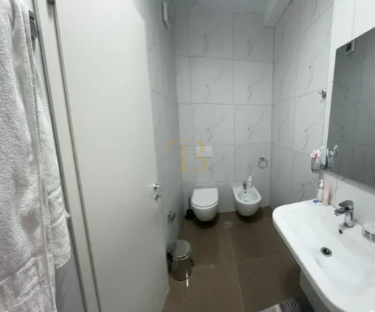 Tirane, shitet apartament 1+1 Kati 5, 60 m² 135.000 € 