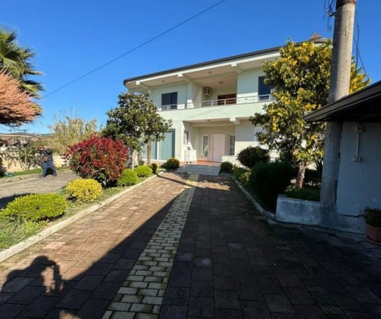 Kavaje, shitet shtepi 5+1+Aneks+Ballkon , 500 m² 122.000 € (Kavaje)