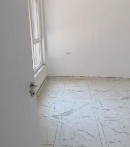 Tirane, shitet apartament 1+1 Kati 2, 73 m² 80.000 € (Paskuqan)