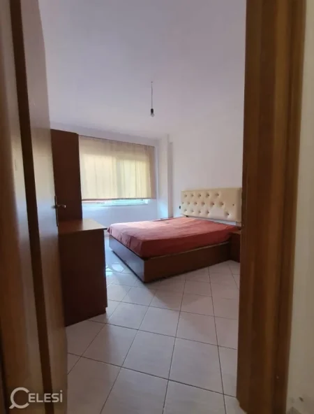 Tirane, jepet me qera apartament 2+1+Aneks+Ballkon Kati 2, 100 m² 450 € (Astir te Alpha Bank)