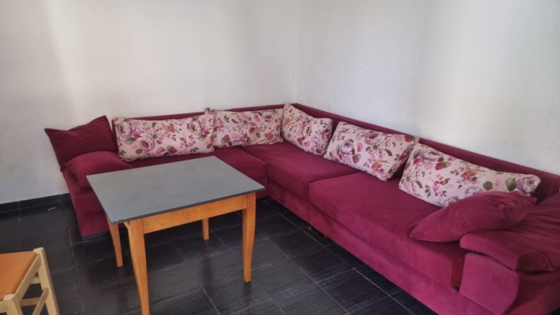 Tirane, DON BOSKO,, Jepet me Qera Shtepi 1+1 280 € ,Kati 1, 55 m² (JEPET ME QERA SUPER HYRJE 1+1 NE DON BOSKO ME SUPER CMIM PER VETEM 280 EURO/MUAJI)