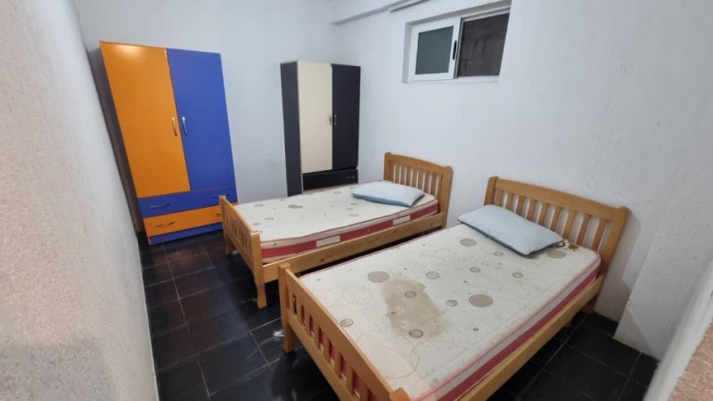 Tirane, DON BOSKO,, Jepet me Qera Shtepi 1+1 280 € ,Kati 1, 55 m² (JEPET ME QERA SUPER HYRJE 1+1 NE DON BOSKO ME SUPER CMIM PER VETEM 280 EURO/MUAJI)