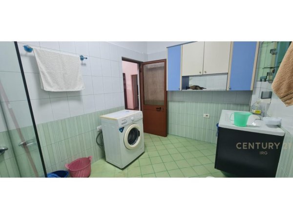 Tirane, jepet me qera apartament 1+1 Kati 1, 60 m² 450 € (Vilave Gjermane)
