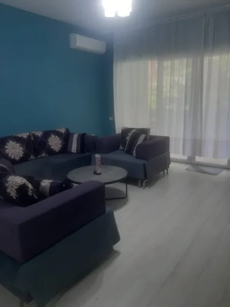 Tirane, jepet me qera apartament 1+1 Kati 3, 70 m² 600 € (rruga e elbasanit)