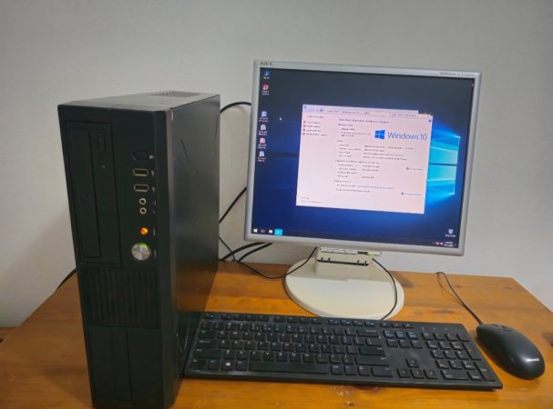 Tirane, shes Kompjuter+Monitor Kompjuter Mini Tower