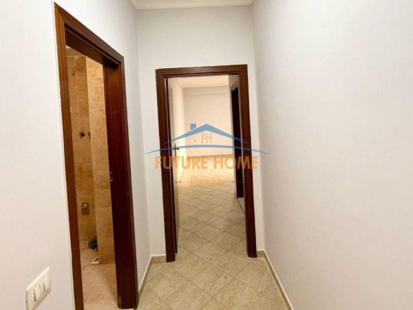 Tirane, shitet apartament 3+1 Kati 2, 145 m² 295.000 € (Komuna e Parisit)