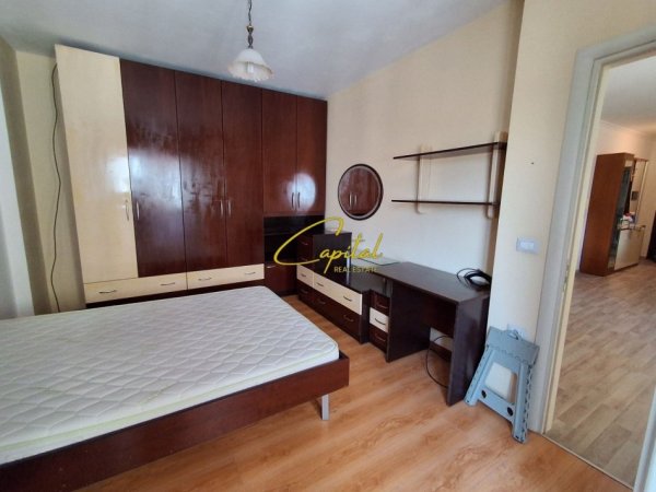 Tirane, jepet me qera apartament 1+1 Kati 6, 75 m² 600 € (QENDER)