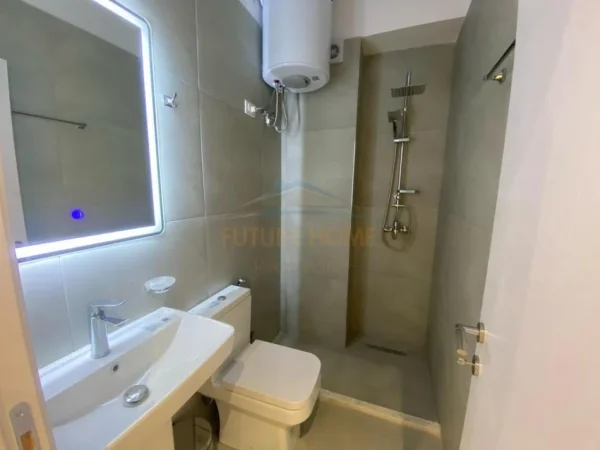 Tirane, shitet apartament 2+1 Kati 8, 88 m² 143.000 €  DB53431
