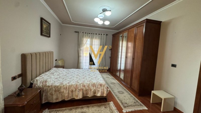 Tirane, jepet me qera hyrje 2+1+Ballkon Kati 3, 145 m² 500 € (ALLIAS)