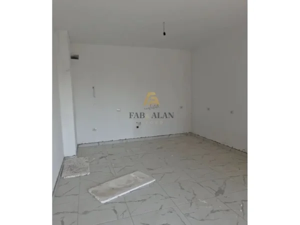 Tirane, shitet apartament 1+1 Kati 2, 73 m² 80.000 € (Paskuqan)