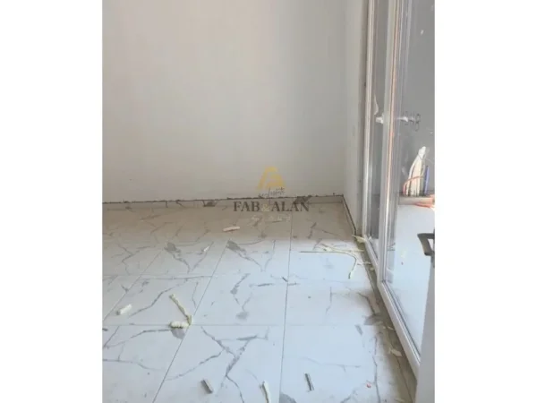 Tirane, shitet apartament 1+1 Kati 2, 73 m² 80.000 € (Paskuqan)