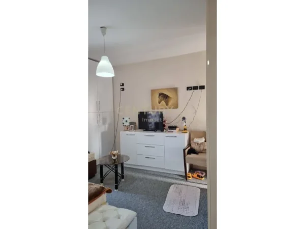 Tirane, shes apartament 4+1+Aneks+Ballkon Kati 8, 161 m² 370.000 € (Astir)