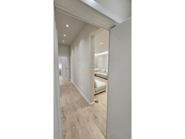 Tirane, shitet apartament 3+1 Kati 1, 117 m² 320.000 € (Liqeni i Thate)