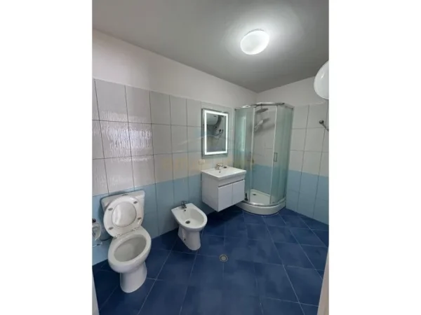 0683487469 Tirane, shitet apartament 2+1 Kati 5, 89 m² 130.000 € (MISTO MAME)