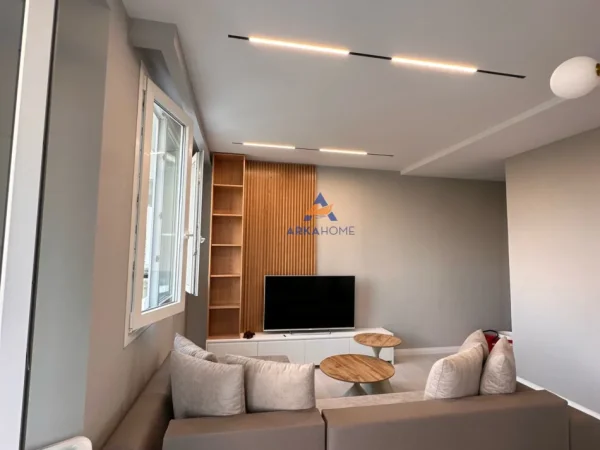 Tirane, jepet me qera apartament 1+1+Ballkon Kati 3, 70 m² 600 € (RIVER RESIDENCE ASTIR)