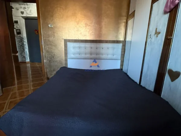 Tirane, shitet apartament 2+1+Ballkon Kati 5, 75 m² 125.000 € (RRUGA FERIT XHAJKO)