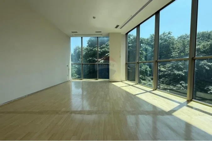 Zyre me qira Rr.Sami Frasheri Dr.Policise! 1,200 €