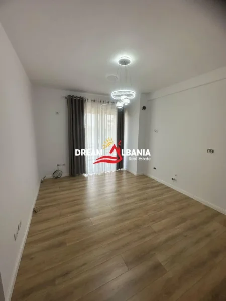 Tirane, shitet apartament 1+1 , 54 m² 85.000 € 