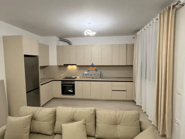 Tirane, jepet me qera apartament 2+1+Ballkon Kati 9, 100 m² 600 € (TEK RIVER REZIDENCE, PRANE ISH FUSHES AVIACIONI)