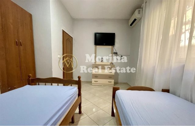 Tirane, jepet me qera shtepi 1+1 Kati 1, 70 m² 400 € (Ish Fusha Aviacionit)
