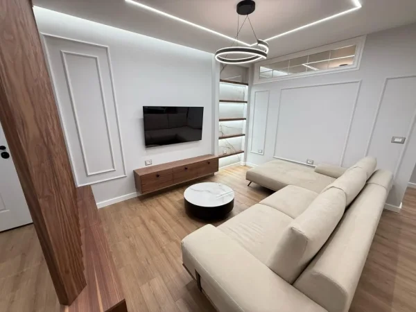 Tirane, jepet me qera apartament 2+1 Kati 4, 90 m² 800 € (selvia)