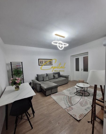 Tirane, jepet me qera apartament 1+1 Kati 2, 74 m² 500 € (RRUGA E BARRIKADAVE)