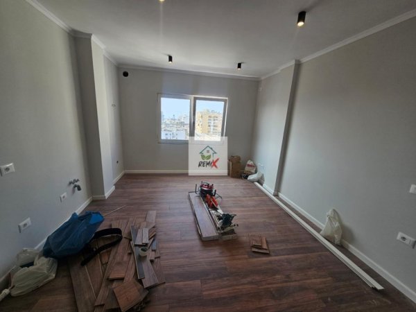 Durres, shitet apartament 2+1+Aneks+Ballkon Kati 9, 84 m² 125.000 € 