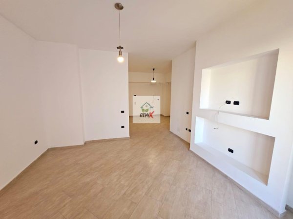 Durres, shitet apartament 2+1+Aneks+Ballkon , 116 m² 155.000 € 