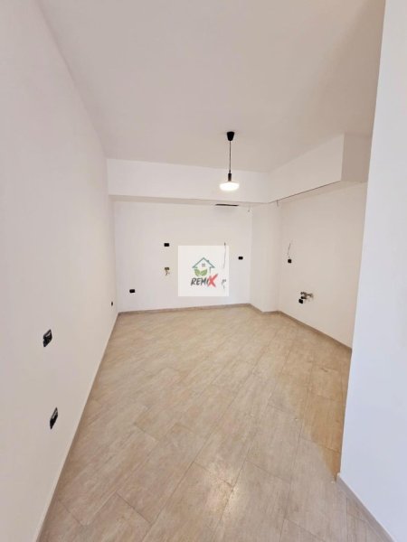 Durres, shitet apartament 2+1+Aneks+Ballkon , 116 m² 155.000 € 